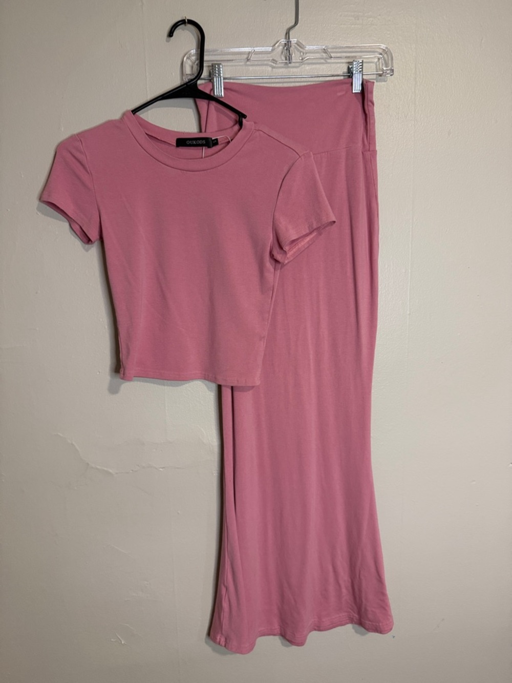 OAK + FORT Pink Short-Sleeve Crop Top & Maxi Skirt Outfit